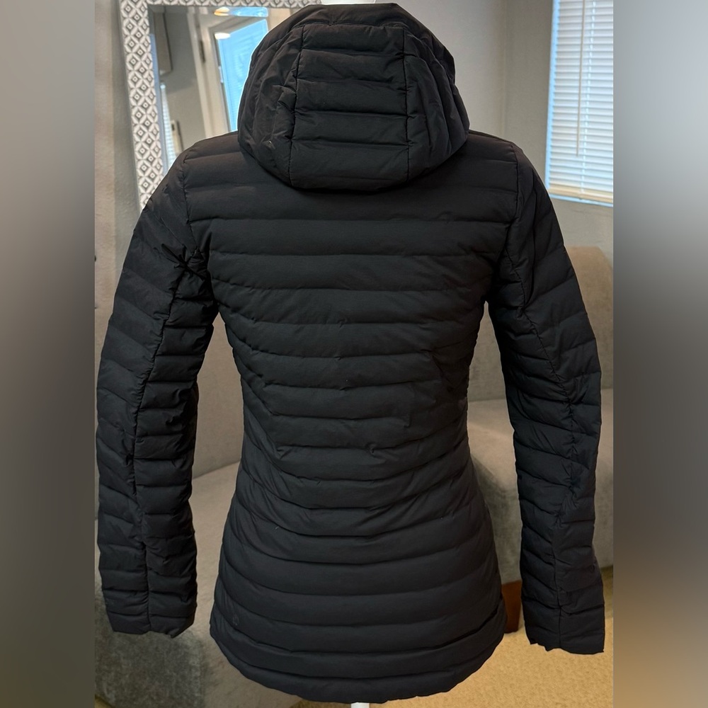 Lululemon Pack It Down Jacket Size 4 - Picture 10 of 14